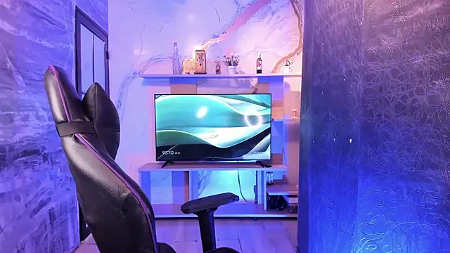 saracaball  online show from November 2025 01:00:01 PM