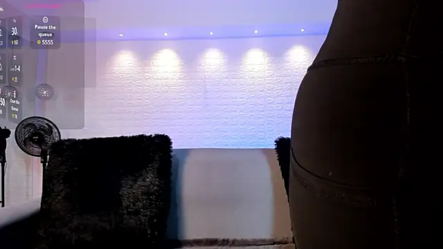 violet scott online show from January 2025 10:53:02 AM