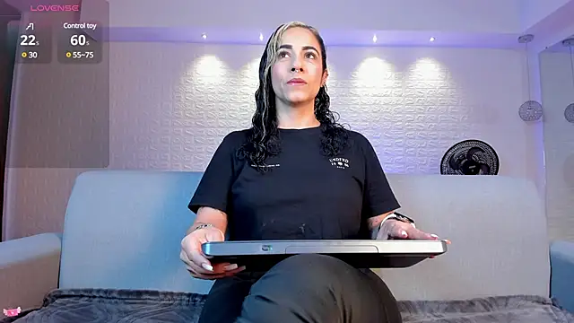 violet scott online show from January 2025 10:49:02 AM