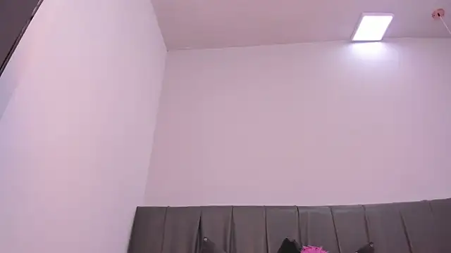Cherllynn online show from February 2025 06:15:02 PM