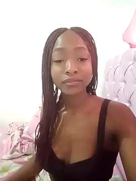 Nicole Colette  online show from December 2024 12:38:01 PM