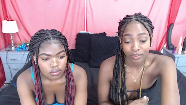 Nicole Colette  online show from March 2025 05:49:01 PM