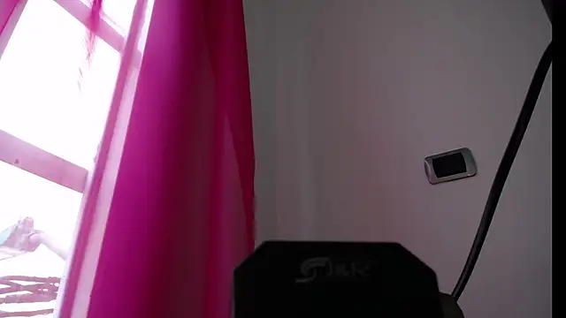 Nicole Colette  online show from November 2025 01:33:02 PM