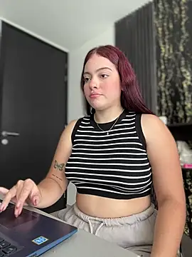 Chloee Evans1 online show from January 2025 07:04:01 PM