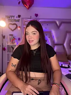 Chloee Evans1 online show from February 2025 01:14:02 AM