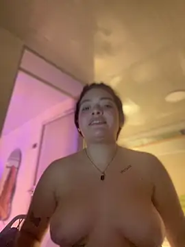 Chloee Evans1 online show from March 2025 01:22:01 AM