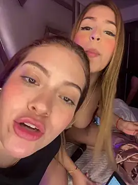 Chloee Evans1 online show from March 2025 07:01:02 PM