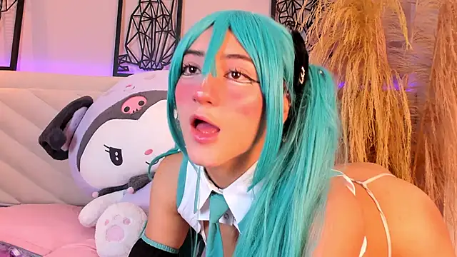 miia  baker online show from January 2025 01:14:01 PM