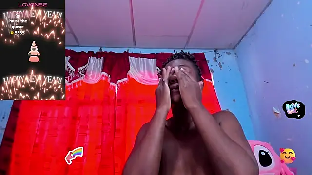 Snapshot of Sandyhamilttoon chatting on November 2025 05:04:02 PM Sandyhamilttoon online show from November 2025 05:04:02 PM