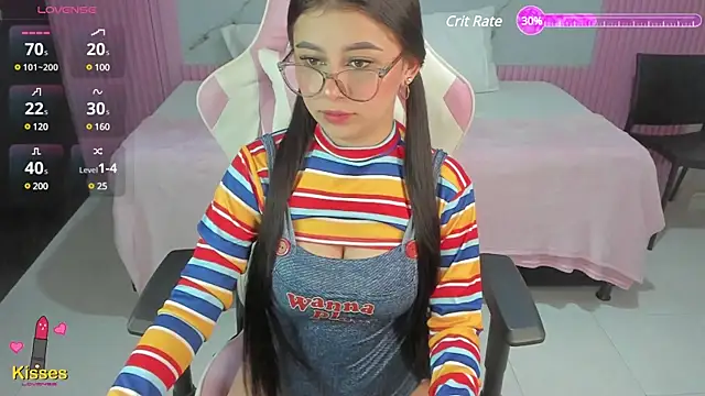 Snapshot of Yuli_16 chatting on March 2025 12:04:01 PM Yuli 16 online show from March 2025 12:04:01 PM