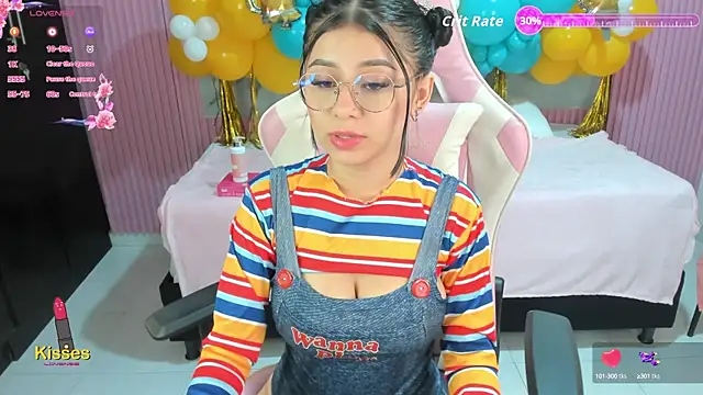 Snapshot of Yuli_16 chatting on October 2025 11:07:02 AM Yuli 16 online show from October 2025 11:07:02 AM