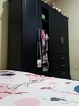 claus20 online show from February 2025 07:18:02 PM