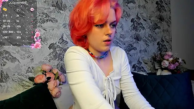 Roxy Wi online show from December 2024 09:28:02 AM