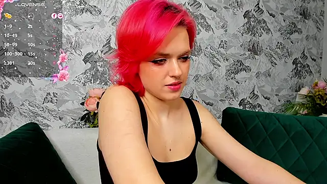 Roxy Wi online show from January 2025 11:19:02 AM