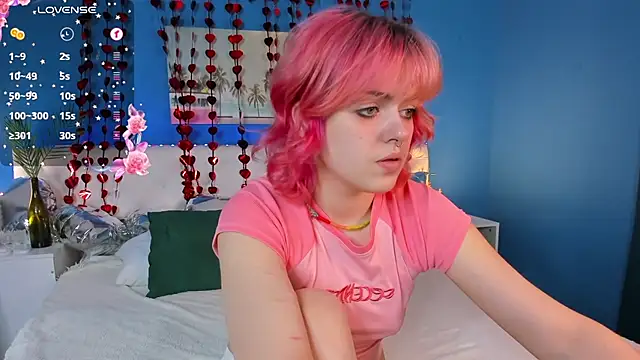 Roxy Wi online show from February 2025 08:19:02 AM