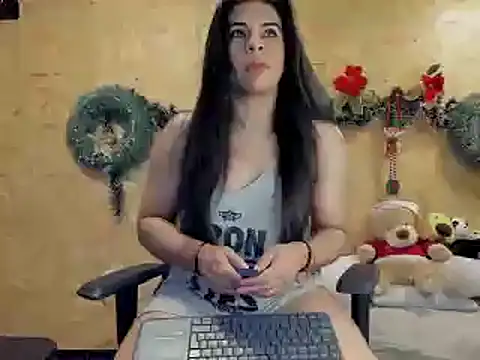Biancastrongg online show from December 2024 02:19:01 AM