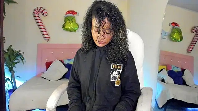 keyla roberts777 online show from December 2024 04:58:02 AM