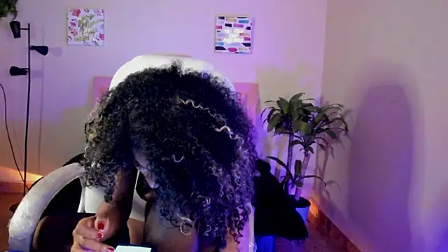 keyla roberts777 online show from March 2025 01:05:01 AM