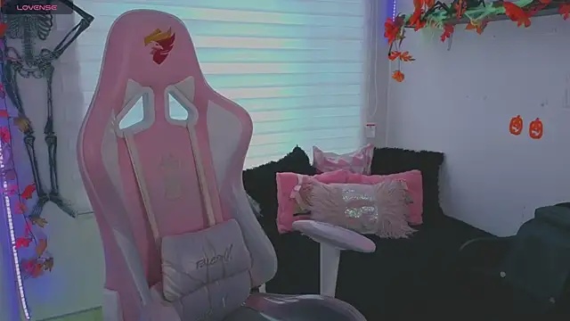 keyla roberts777 online show from October 2025 12:50:01 PM