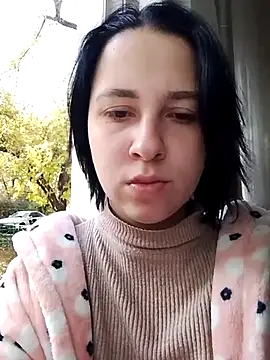 Snapshot of Gussie_Bridie chatting on October 2025 04:35:01 AM Gussie Bridie online show from October 2025 04:35:01 AM