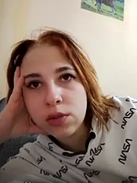 Snapshot of Gussie_Bridie chatting on October 2025 04:16:01 AM Gussie Bridie online show from October 2025 04:16:01 AM