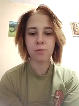 Snapshot of Gussie_Bridie chatting on November 2025 04:47:01 AM Gussie Bridie online show from November 2025 04:47:01 AM