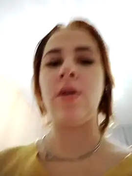 Snapshot of Gussie_Bridie chatting on November 2025 05:18:02 AM Gussie Bridie online show from November 2025 05:18:02 AM