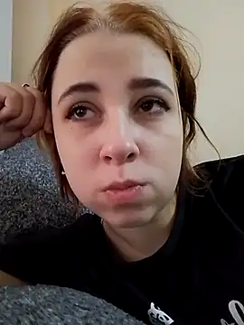 Snapshot of Gussie_Bridie chatting on November 2025 05:50:01 AM Gussie Bridie online show from November 2025 05:50:01 AM