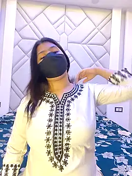 Snapshot of GFndBF chatting on October 2025 06:27:02 PM GFndBF online show from October 2025 06:27:02 PM