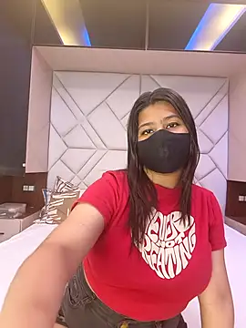 Snapshot of GFndBF chatting on October 2025 09:43:02 AM GFndBF online show from October 2025 09:43:02 AM