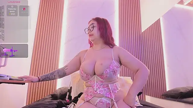 juicy led  online show from January 2025 11:26:01 AM