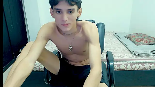 Curtis Jones online show from January 2025 09:28:01 PM