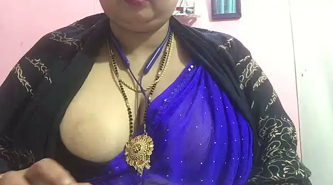 Snapshot of Desi_bhabhiii chatting on January 2025 10:01:01 AM Desi bhabhiii online show from January 2025 10:01:01 AM