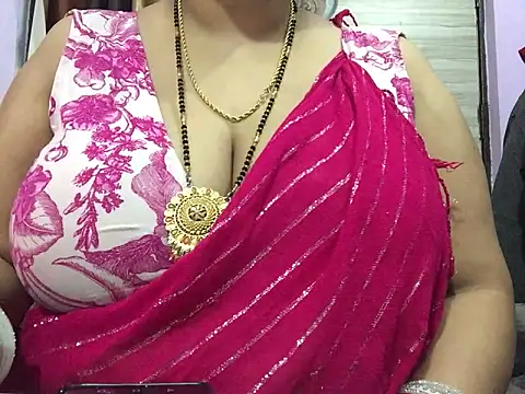 Snapshot of Desi_bhabhiii chatting on January 2025 06:11:01 AM Desi bhabhiii online show from January 2025 06:11:01 AM