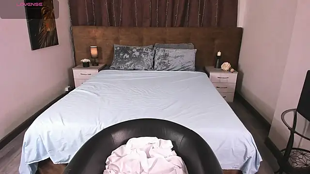 toooyour online show from October 2025 10:09:01 PM