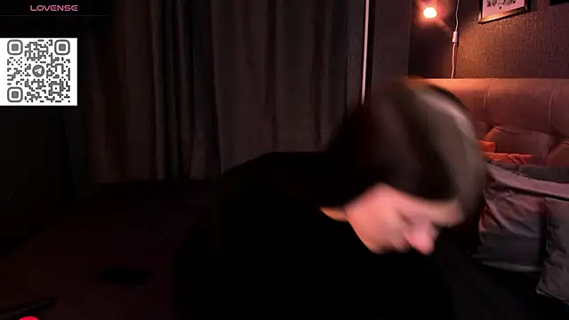 toooyour online show from November 2025 10:10:02 PM