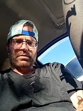 Snapshot of crazycam619 chatting on October 2025 10:44:02 PM crazycam619 online show from October 2025 10:44:02 PM