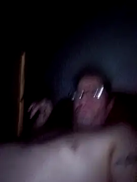 Snapshot of crazycam619 chatting on November 2025 04:57:02 AM crazycam619 online show from November 2025 04:57:02 AM