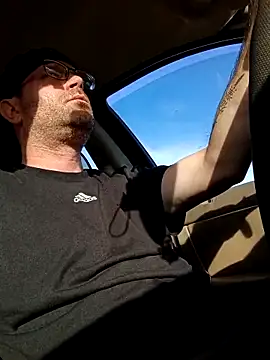 Snapshot of crazycam619 chatting on November 2025 10:22:02 PM crazycam619 online show from November 2025 10:22:02 PM