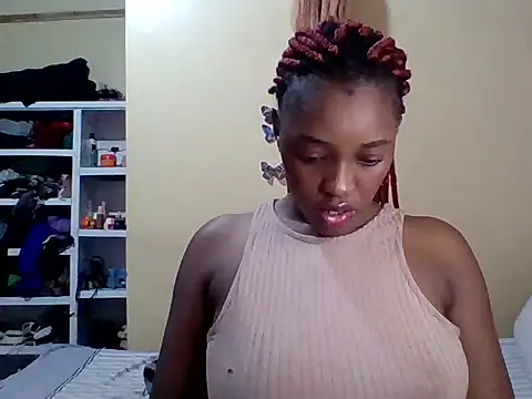 Snapshot of Zara_Twilight chatting on December 2025 10:08:02 PM Zara Twilight online show from December 2025 10:08:02 PM