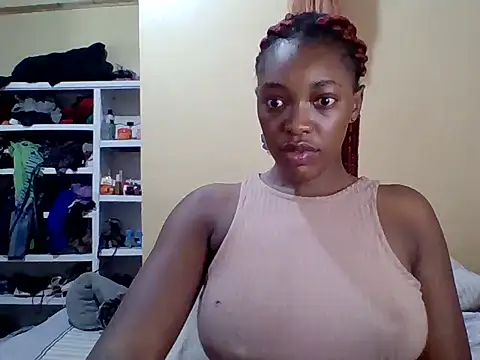 Snapshot of Zara_Twilight chatting on December 2025 10:57:01 AM Zara Twilight online show from December 2025 10:57:01 AM