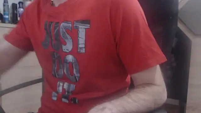 uncutguy01 online show from December 2024 01:47:01 PM