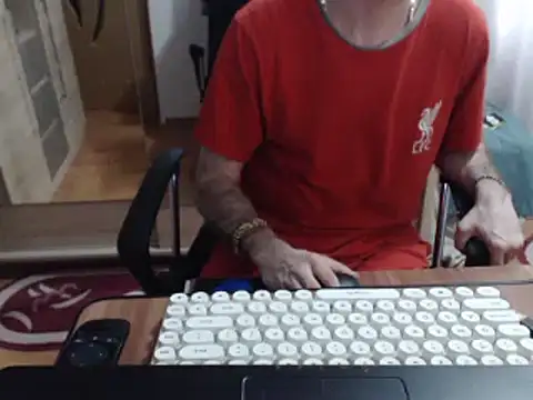 uncutguy01 online show from March 2025 08:54:02 AM