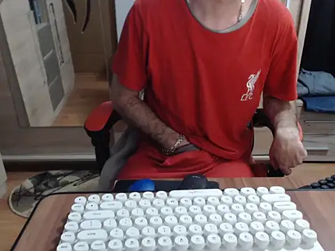 Snapshot of uncutguy01 chatting on November 2025 04:55:02 AM uncutguy01 online show from November 2025 04:55:02 AM