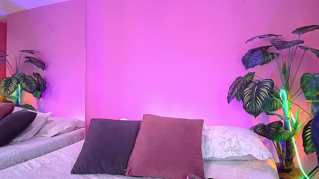 Snapshot of Nicolette_ks_ chatting on December 2024 01:44:01 PM Nicolette ks online show from December 2024 01:44:01 PM