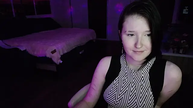 Kira Bakker online show from October 2025 03:09:01 PM