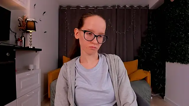 BettyBrowni online show from January 2025 10:51:02 PM