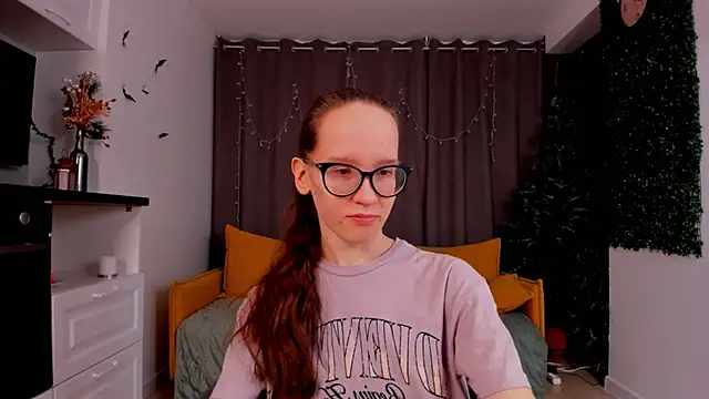 BettyBrowni online show from January 2025 04:15:01 PM