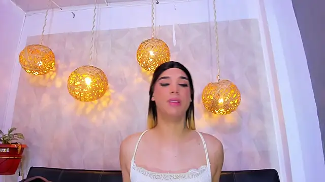victoria aleia  online show from December 2024 07:09:02 PM