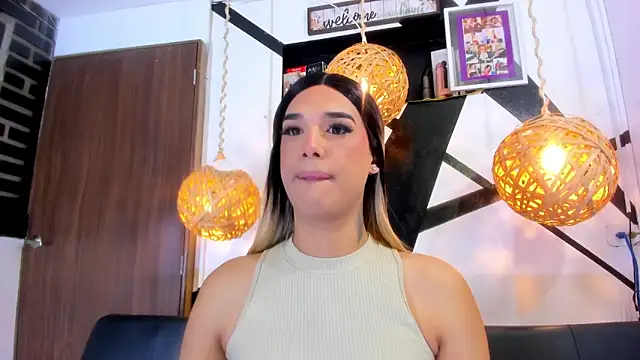 Snapshot of victoria_aleia_ chatting on October 2025 09:38:01 PM victoria aleia online show from October 2025 09:38:01 PM